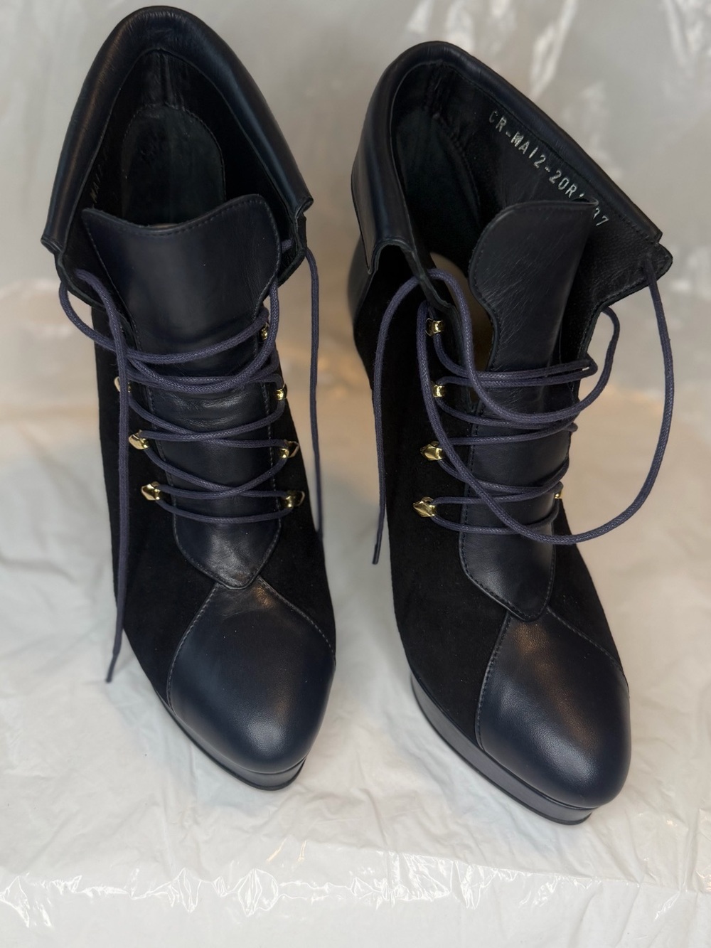 Vero Cuoio Black Lace-Up Leather & Suede Ankle Boots with Gold Eyelets